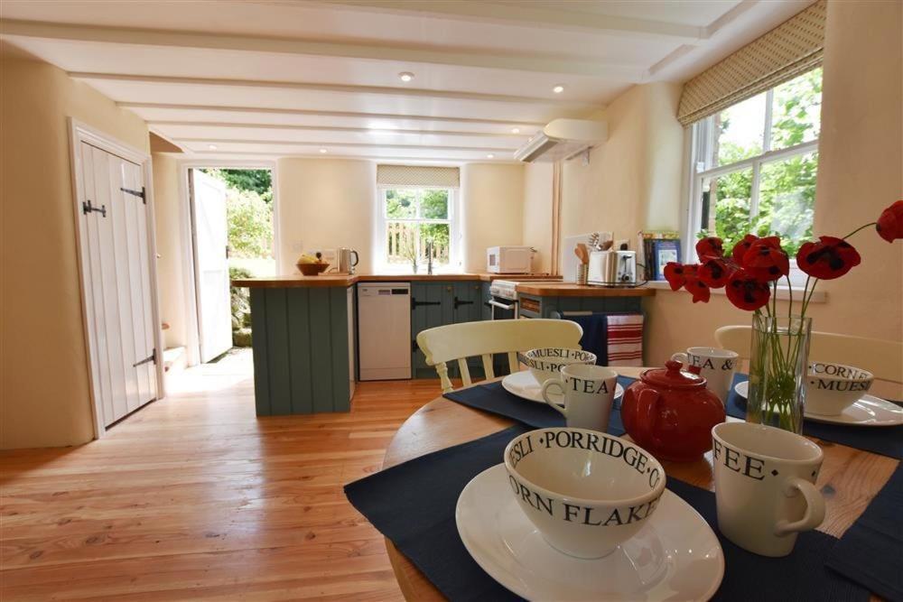 Cwmbrandy Cottage Fishguard Bagian luar foto